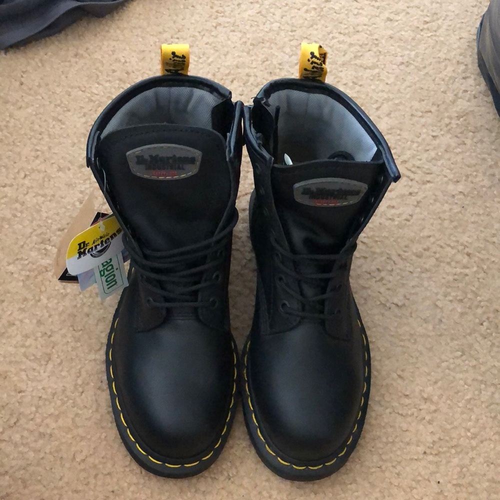 NWT Black Dr. Marten Industrial Steel Safety Toe Boots Size 7